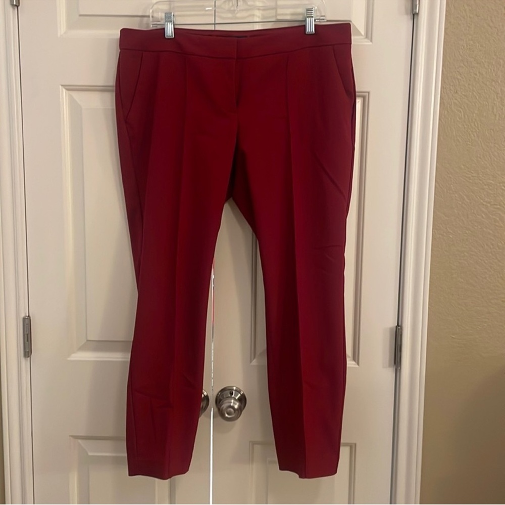 🎄Express Rich Red Ankle Pants🎄
